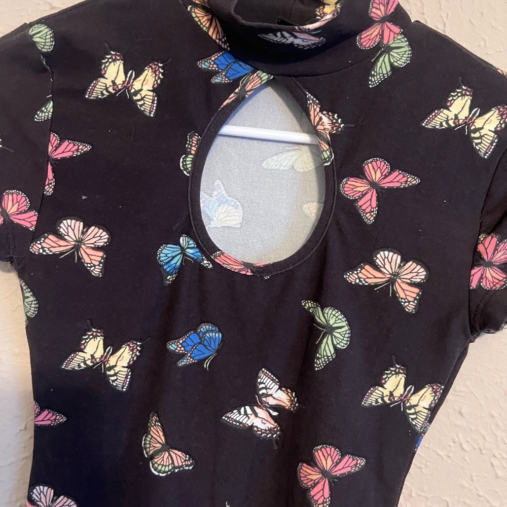 Rue 21 | Butterfly Print Black Top 🦋✨ - Picture 6 of 6